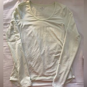 NWOT Athleta Light Green Long Sleeve Top